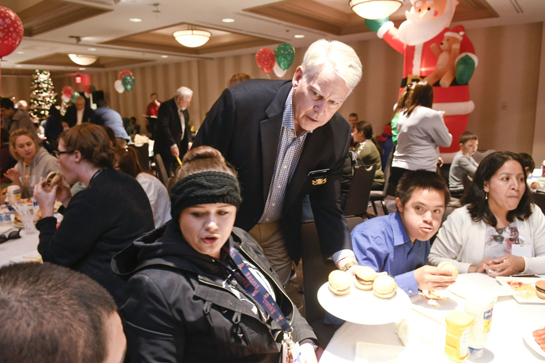120219 Vikings Christmas 07.jpg